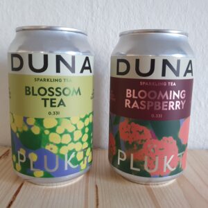 Tee Sprudelgetränke von PLŪKT